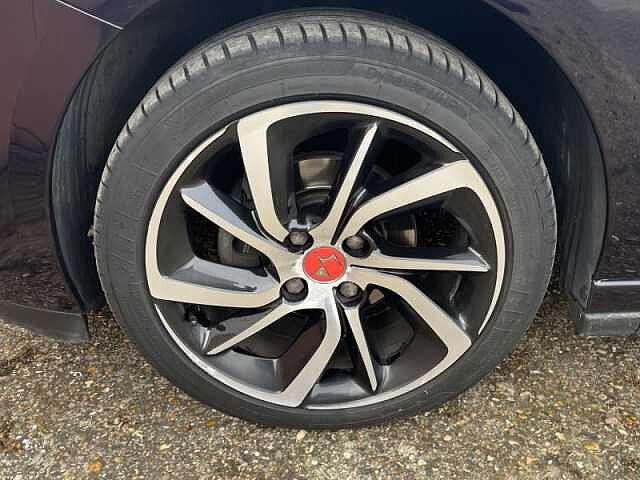 DS DS 3 PureTech 110ch Ines de la Fressange S&amp;S